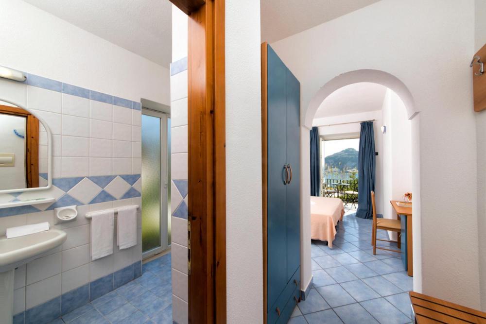 Hotel Casa Gerardo Sant'Angelo (Isola d'Ischia)